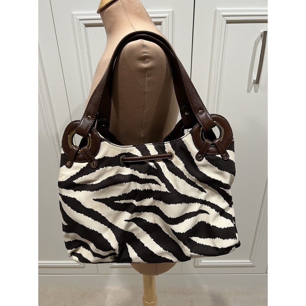 Michael Kors Zebra Print Large Canvas & Leather Shoulder Bag Designer Handbag‎ - Picture 4 of 15